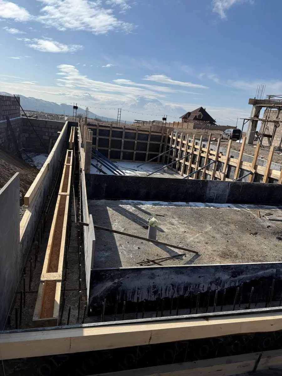 լողավազանի-հիմքի-կառուցման-աշխատանքներ